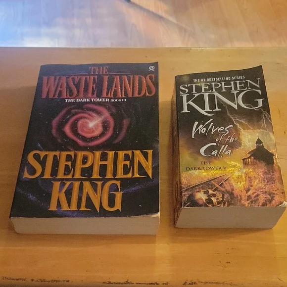 Stephek King THE WASTELANDS & WOLVES OF THE CALLA Set of 2 Books. - Picture 1 of 10
